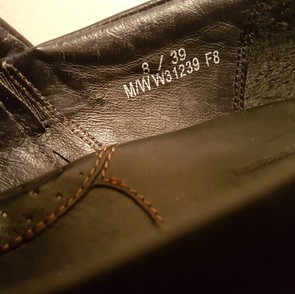 Born black heeled leather shoes - Picture 3 of 6